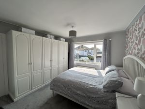 Photo 25- click for photo gallery